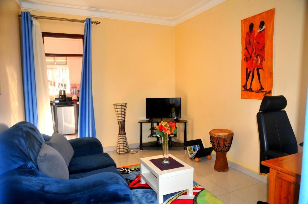 Victoria Lake View Guesthouse & Safaris Entebbe Dış mekan fotoğraf
